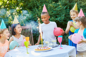 Lastensynttärit – parhaat vinkit stressittömiin ja hauskoihin juhliin
