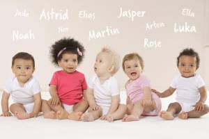 Lasten nimet – perinteiset ja trendikkäät suosikit